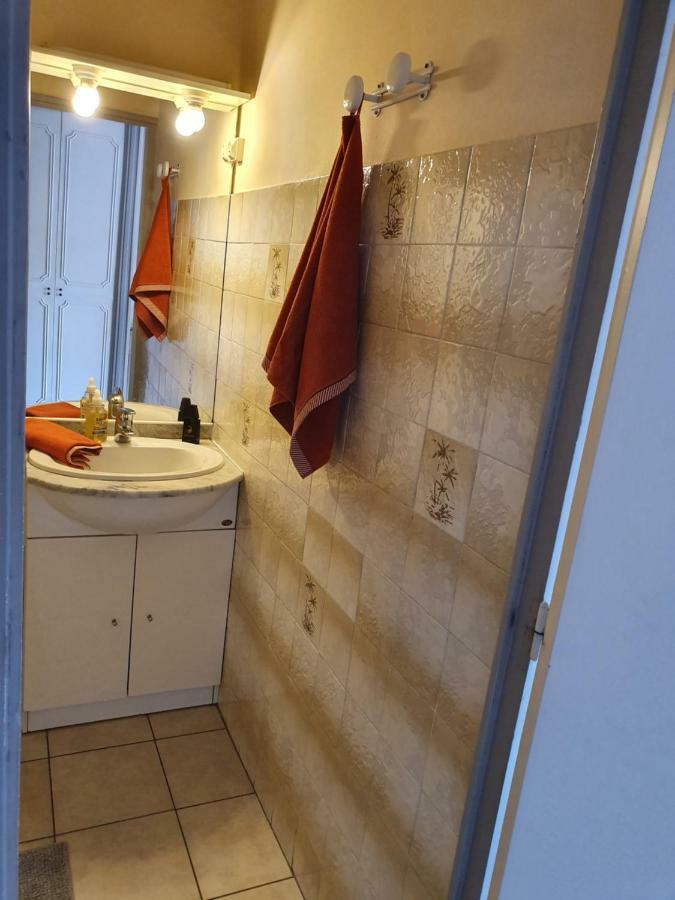 Studio Avec Grand Balcon- Residence De Caractere Bandol Bagian luar foto
